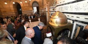 وزير السياحة ومحافظ القاهرة والقائم بأعمال السفير الأمريكي يفتتحون القبة الضريحية للسلطان الأشرف قايتباي - وكالة البوصلة الإخبارية