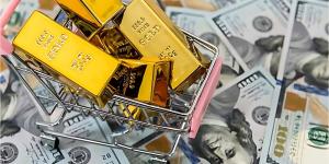 الذهب يتراجع من أعلى مستوى في شهرين مع ترقب بيانات التضخم الأمريكية - وكالة البوصلة الإخبارية