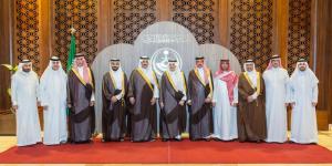 أمير المنطقة الشرقية يستقبل منسوبي غرفة حفر الباطن - وكالة البوصلة الإخبارية