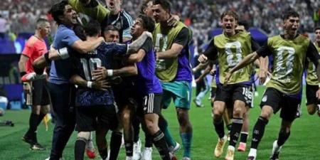 الأرجنتين تقلب الطاولة على إنجلترا بثنائية وتلاقي إسبانيا في نهائي كأس العالم 2026 «فيديو» - وكالة البوصلة الإخبارية