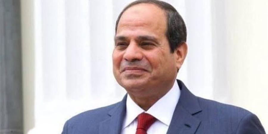 السيسي يتناول الغداء مع لاعبي المنتخب وأعضاء الجهاز الفني والإداري - وكالة البوصلة الإخبارية