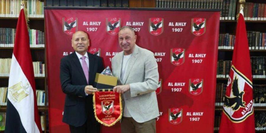 الخطيب يستقبل محافظ القاهرة - وكالة البوصلة الإخبارية