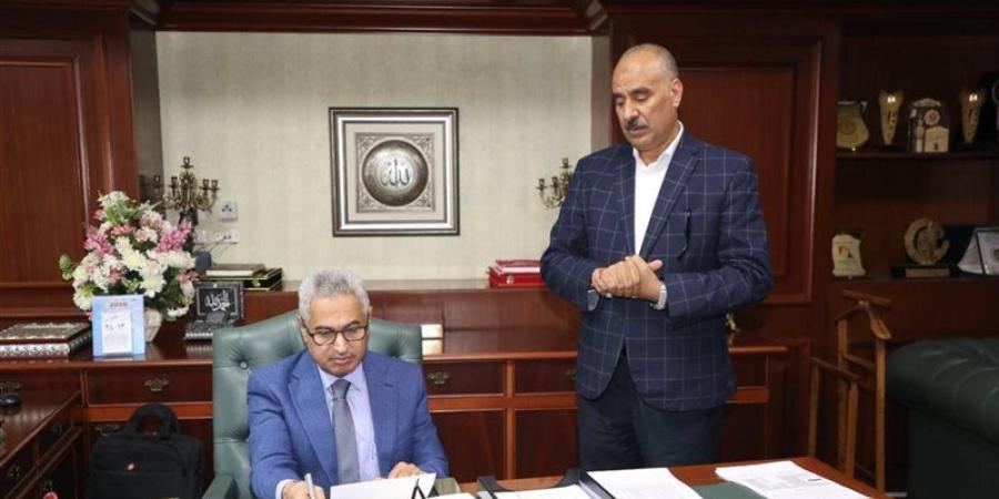 تبدأ 18 يوليو، محافظ بني سويف يعتمد جداول امتحانات الدور الثاني - وكالة البوصلة الإخبارية