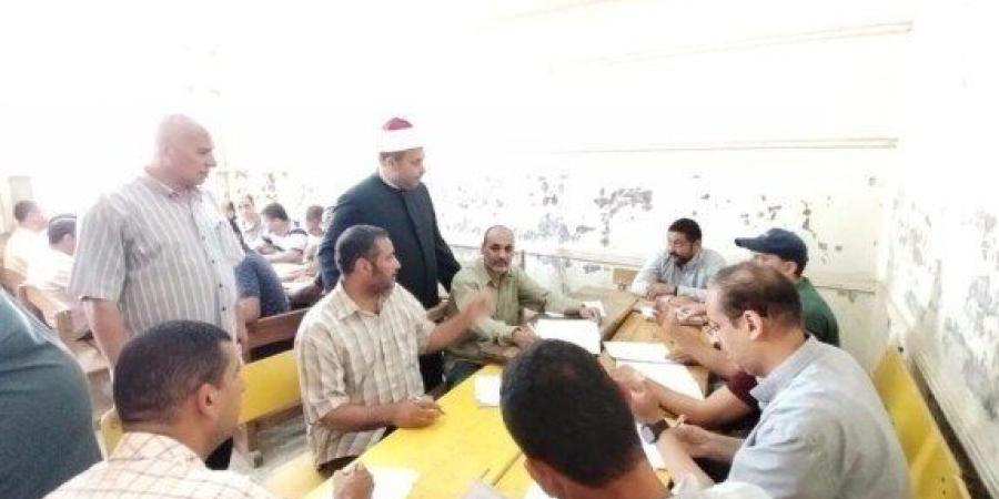 حق كل طالب خط أحمر.. رئيس «المنيا الأزهرية» يوجه بمراجعة دقيقة لأوراق الإجابة لطلاب الثانوية - وكالة البوصلة الإخبارية