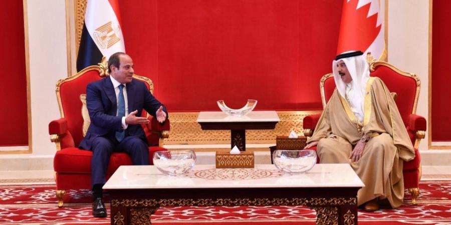 حزب المصريين الأحرار: جولتا الرئيس السيسي إلي قطر والبحرين تؤكدان رسوخ الدور المصري في دعم التضامن العربي - وكالة البوصلة الإخبارية