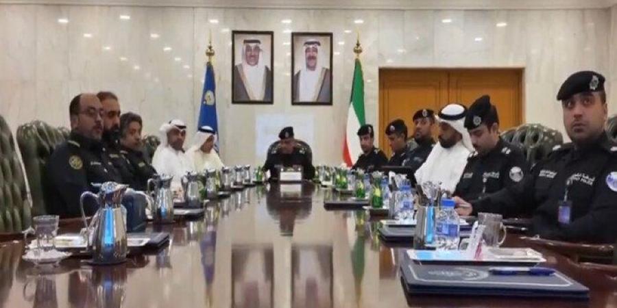 الكويت والسعودية تبحثان تعزيز التعاون في النقل البري وتطوير التنسيق الجمركي - وكالة البوصلة الإخبارية