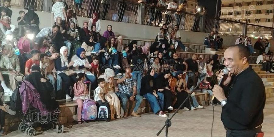 الأغاني الوطنية تُلهب حماس الجمهور في فعاليات شارع الفن بكورنيش بني سويف - وكالة البوصلة الإخبارية