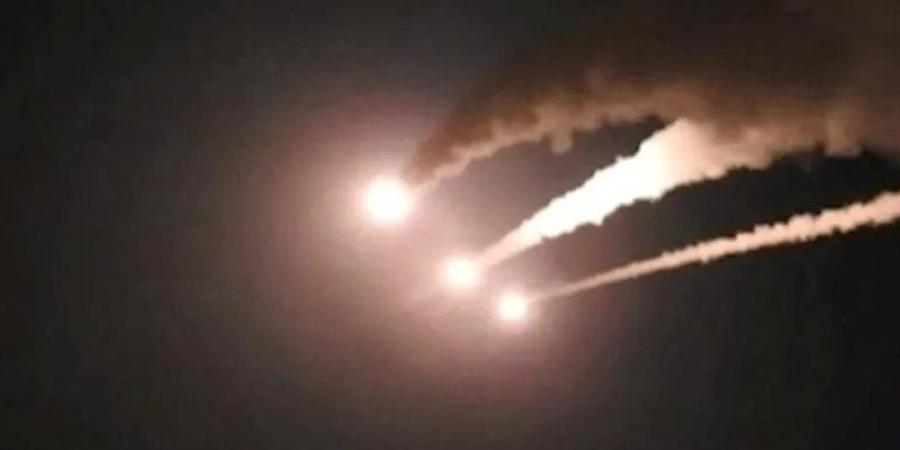 سي بي إس نيوز: إصابة عدد من العسكريين الأمريكيين في هجوم إيراني على قاعدتين بالأردن - وكالة البوصلة الإخبارية