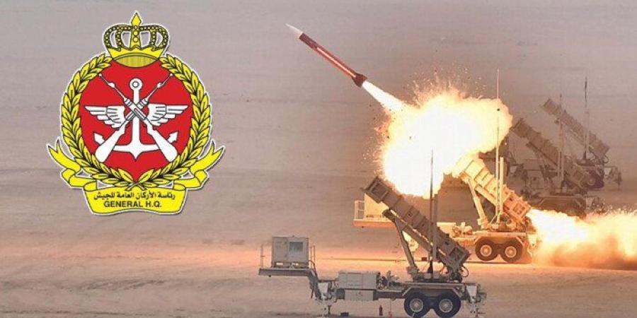وزارة الدفاع الكويتية ‬⁩: دفاعاتنا الجوية تتصدى حالياً لهجمات صاروخية وطائرات مسيّرة معادية - وكالة البوصلة الإخبارية