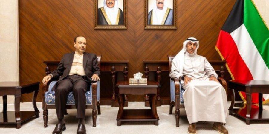الكويت تستدعي السفير الإيراني وتسلمه مذكرة احتجاج بعد استهداف ناقلة نفط في مضيق هرمز - وكالة البوصلة الإخبارية