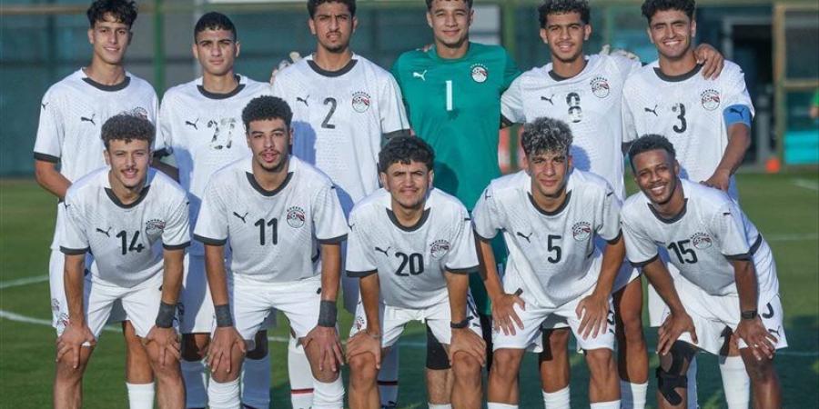 منتخب الشباب يفوز على السلوم بسداسية في ختام معسكره المفتوح - وكالة البوصلة الإخبارية