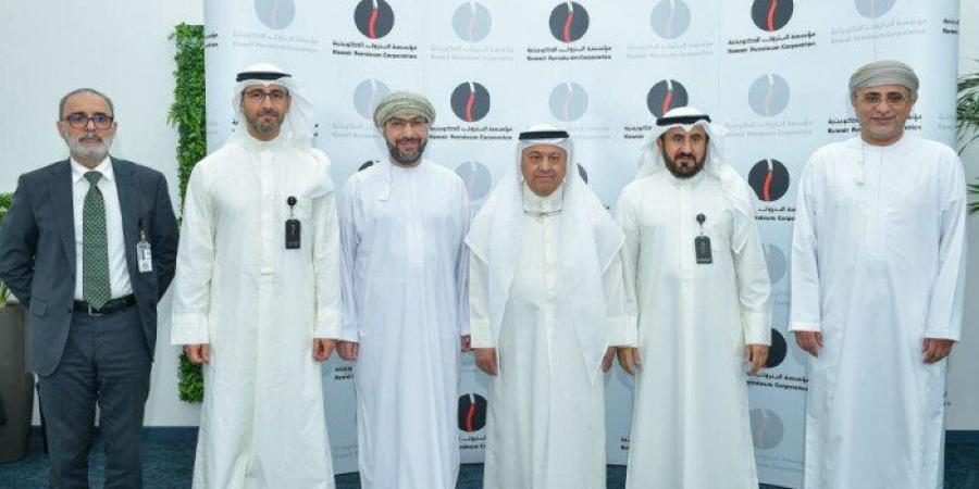 وزير النفط: تعزيز التعاون والتنسيق بين الكويت وسلطنة عمان - وكالة البوصلة الإخبارية