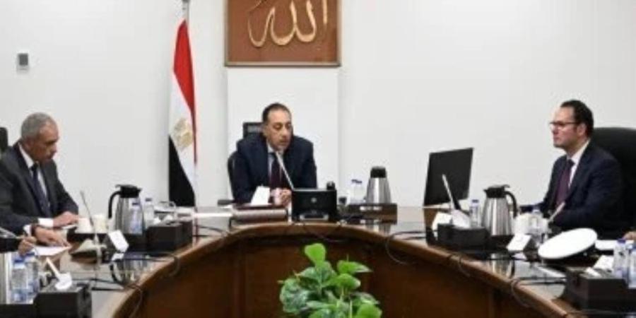رئيس الوزراء: تنامي ظاهرة الكلاب الضالة يتطلب التعامل معها بصورة علمية ومنظمة - وكالة البوصلة الإخبارية