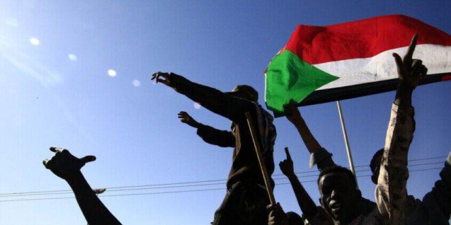 الجيش السوداني يعلن السيطرة على أم بادر بشمال كردفان وسط تصاعد المعارك مع الدعم السريع - وكالة البوصلة الإخبارية