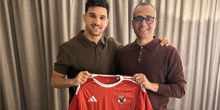 الأهلي المصري يضم الجزائري منصف بقرار لمدة 3 مواسم - وكالة البوصلة الإخبارية
