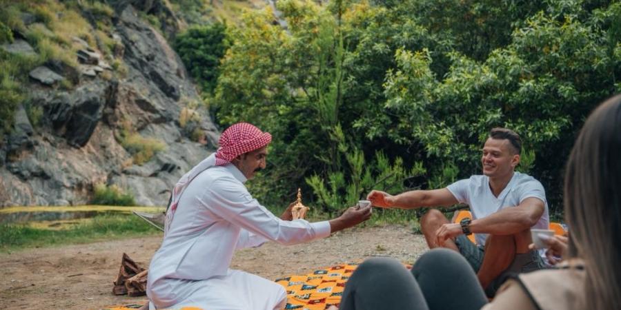 الباحة.. وجهة صيفية تجمع الغابات والتراث والتجارب العائلية - وكالة البوصلة الإخبارية