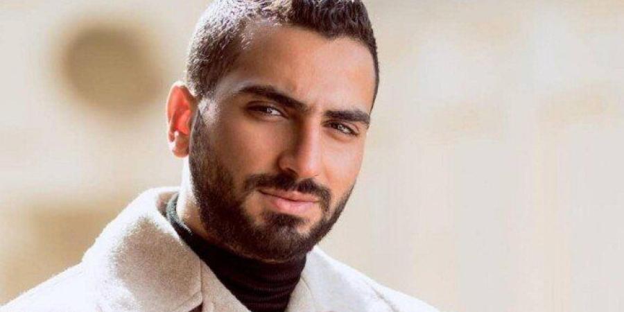 محمد الشرنوبي يثير فضول جمهوره بصورة غامضة.. ورسالة: «جار تحديث المنتج» - وكالة البوصلة الإخبارية