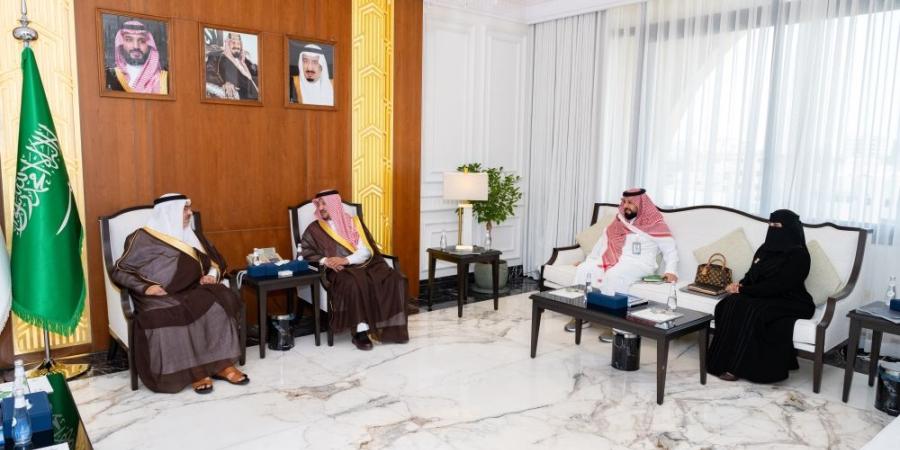 أمانة الشرقية تنقل تجربتها في الاستثمار البلدي لـ"الحدود الشمالية" - وكالة البوصلة الإخبارية