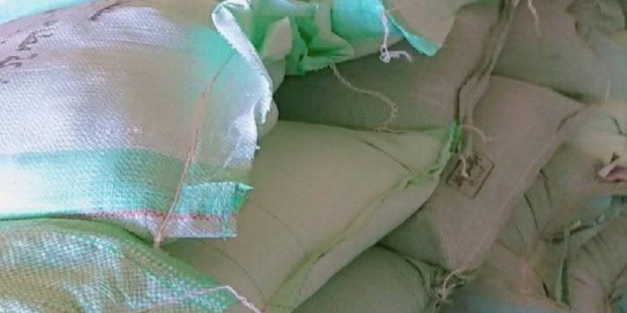 ضبط 6 أطنان دقيق مجهولة المصدر داخل مخابز غير مرخصة بشبرا الخيمة - وكالة البوصلة الإخبارية