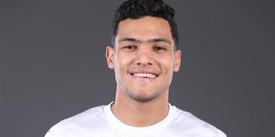 المصري يتعاقد مع مصطفى العش لاعب الأهلي لأربعة مواسم - وكالة البوصلة الإخبارية