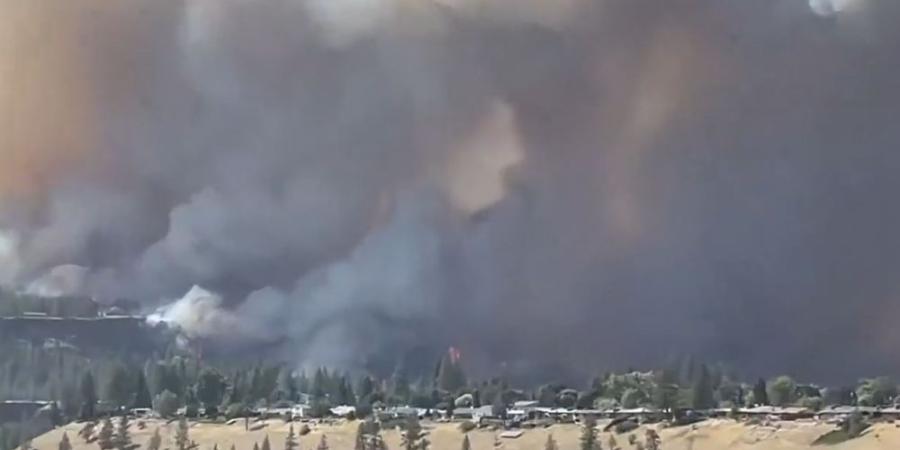 صور| حرائق غابات تجتاح 250 ألف فدان في واشنطن وتدفع إلى إجلاء السكان - وكالة البوصلة الإخبارية