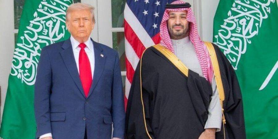 ولي العهد السعودي وترامب يبحثان تطورات المنطقة ويؤكدان أهمية خفض التصعيد والحلول الدبلوماسية - وكالة البوصلة الإخبارية