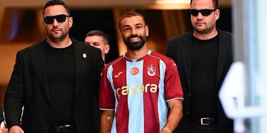 أبرز مشاهد تقديم محمد صلاح لاعبا بصفوف طرابزون التركي - وكالة البوصلة الإخبارية