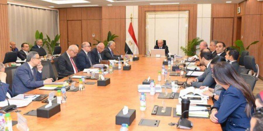 بإيرادات 9.4 مليار جنيه.. «القابضة للسياحة والفنادق» تعتمد موازنة 2026/2027 - وكالة البوصلة الإخبارية