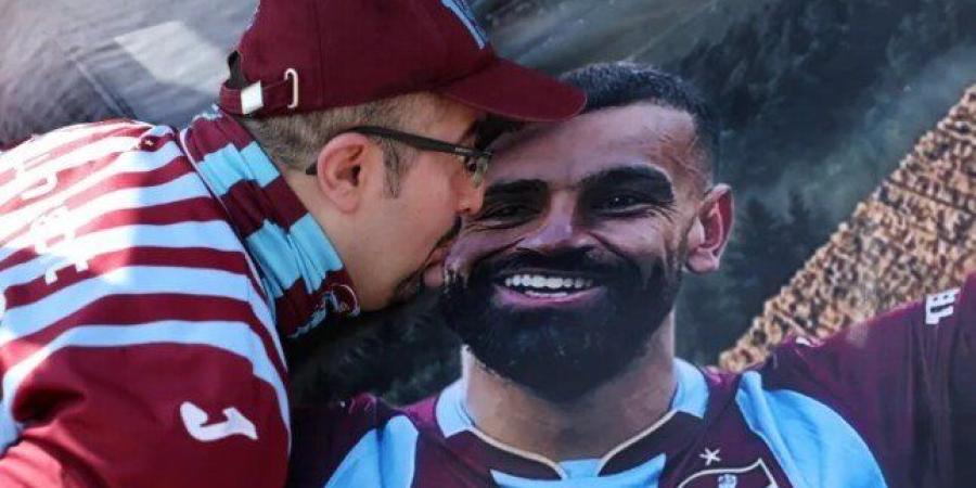صفقة محمد صلاح تدعم سهم شركة طرابزون سبور.. لكن الأسواق تتعامل بحذر - وكالة البوصلة الإخبارية