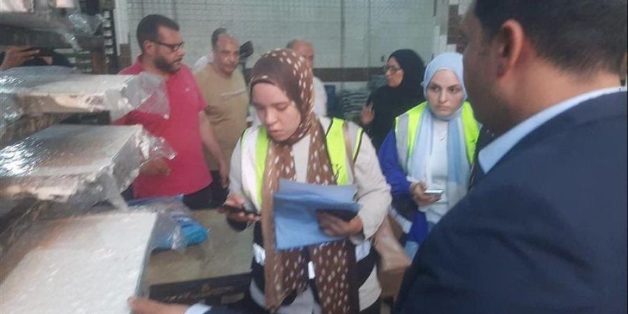 قبل المولد النبوي، ضبط 1.5 طن حلوى وخامات مجهولة المصدر بالقناطر الخيرية وبنها - وكالة البوصلة الإخبارية