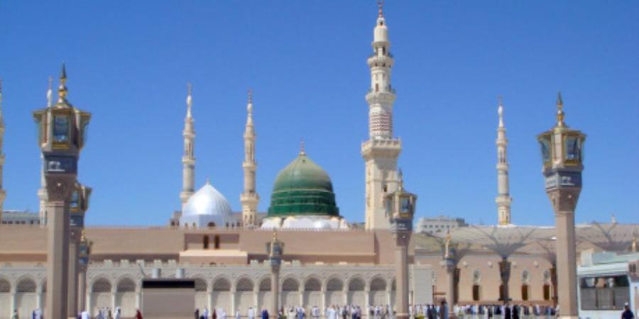 دار الإفتاء: الاحتفال بالمولد النبوي الشريف من أفضل القربات ومظهر لمحبة الرسول ﷺ - وكالة البوصلة الإخبارية
