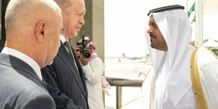 أردوغان يصل إلى السعودية في زيارة عمل تستغرق يوماً واحداً.. ماذا تحمل الزيارة؟ - وكالة البوصلة الإخبارية