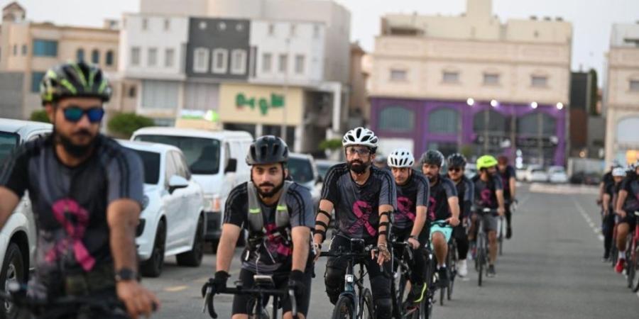 فيديو | إقبال متزايد على ركوب الدراجات بجدة.. ومطالب بتوسيع المسارات المخصصة - وكالة البوصلة الإخبارية