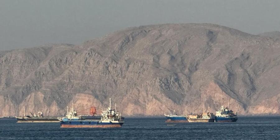 وزير الخزانة الأمريكي يكشف عن تفاصيل اتفاق قريب لفتح مضيق هرمز - وكالة البوصلة الإخبارية