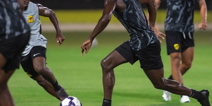 نيوم يطلب التعاقد مع لاعب الاتحاد  - وكالة البوصلة الإخبارية