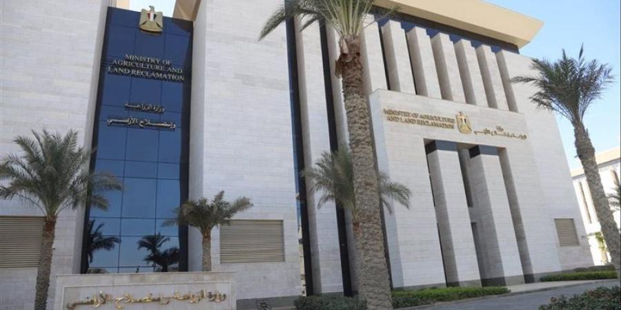 "الزراعة" تدرب 90 مهندسًا للتوسع في استخدام البدائل العضوية والحيوية - وكالة البوصلة الإخبارية