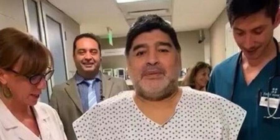 قضية وفاة مارادونا: طبيب شرعي يتحدث عن تجاهل "إشارات تحذيرية" - وكالة البوصلة الإخبارية