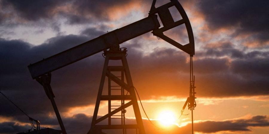 «الطاقة الأمريكية» ترفع توقعات أسعار النفط مع استمرار اضطرابات الشحن - وكالة البوصلة الإخبارية