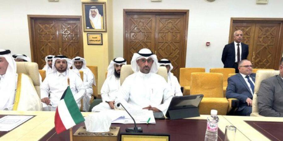 الكويت تدعو لتعزيز التعاون العربي لمواجهة تحديات أمن الحدود والمطارات والموانئ - وكالة البوصلة الإخبارية