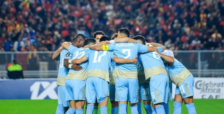 توروب يعتزم استبعاد 3 لاعبين من تشكيلة الأهلي في مواجهة الترجي بالعاصمة القاهرة