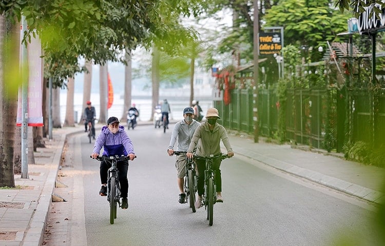 أمطار متفرقة في فيتنام الشمالية وارتفاع درجات الحرارة في الجنوب