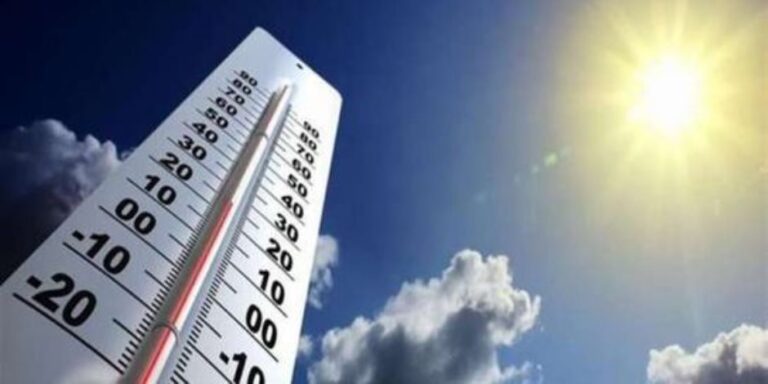 توقعات الطقس اليوم تشمل شبورة صباحية وأمطار خفيفة في عدة مناطق