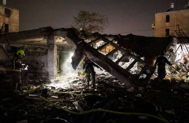 الوكالة الدولية للطاقة الذرية تطالب بضبط النفس عقب الهجوم الإيراني على مدينة ديمونا