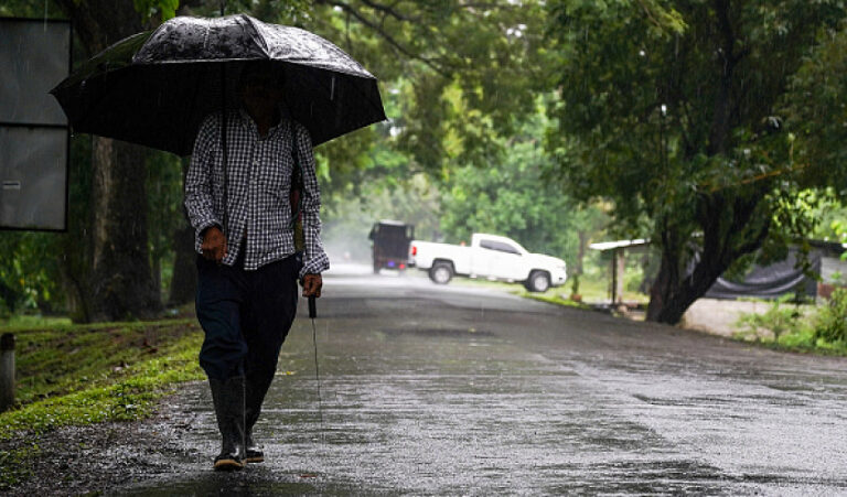 توقعات بطقس بارد وأمطار متفرقة حتى نهاية الأسبوع