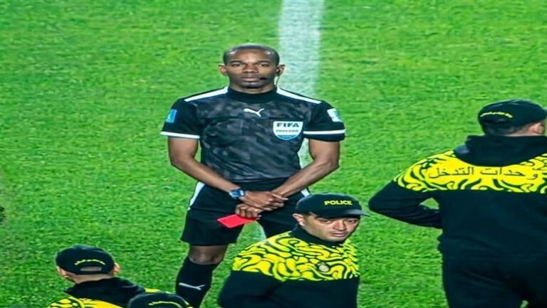 تعليق “كاف” الأول على جدل حكم مباراة الأهلي والترجي وهل وقع في خطأ قانوني