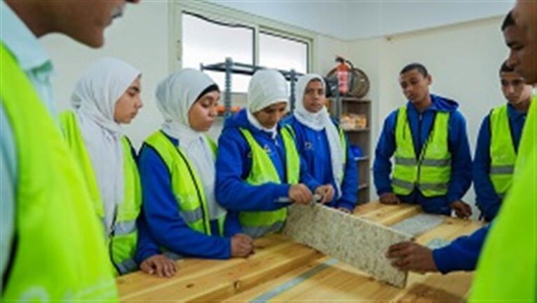 التعليم توضح تفاصيل دراسة الذكاء الاصطناعي والأمن السيبراني في مدارس التكنولوجية التطبيقية