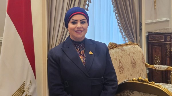 تقدير العطاء: لماذا تستحق كل امرأة معطاءة لقب الأم المثالية