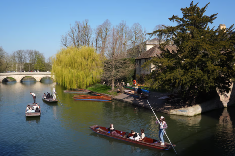 توقعات طقس مضطرب في المملكة المتحدة هذا الأسبوع مع رياح قوية وأمطار وعواصف رعدية