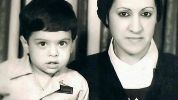 طارق صبري يعبر عن حزنه لفقدان والدته في عيد الأم بكلمات مؤثرة