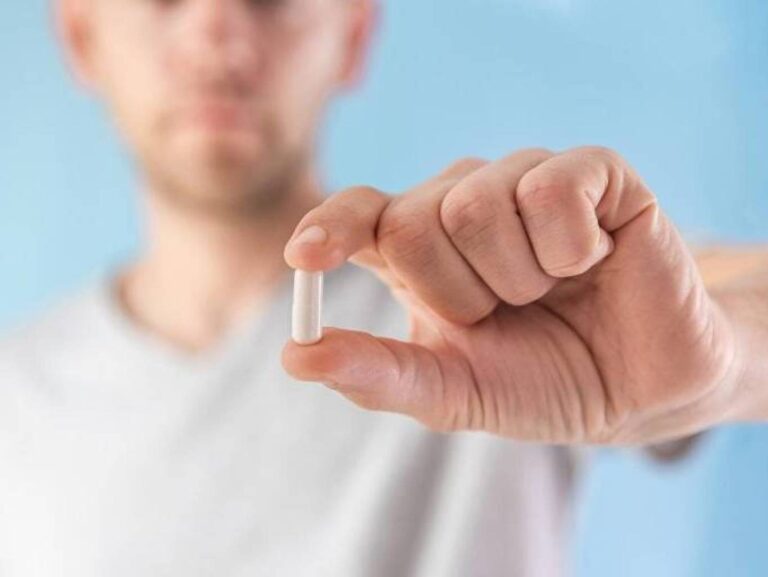 الإفراط في تناول مكملات مضادات الأكسدة يهدد خصوبة الرجال وصحة الأطفال